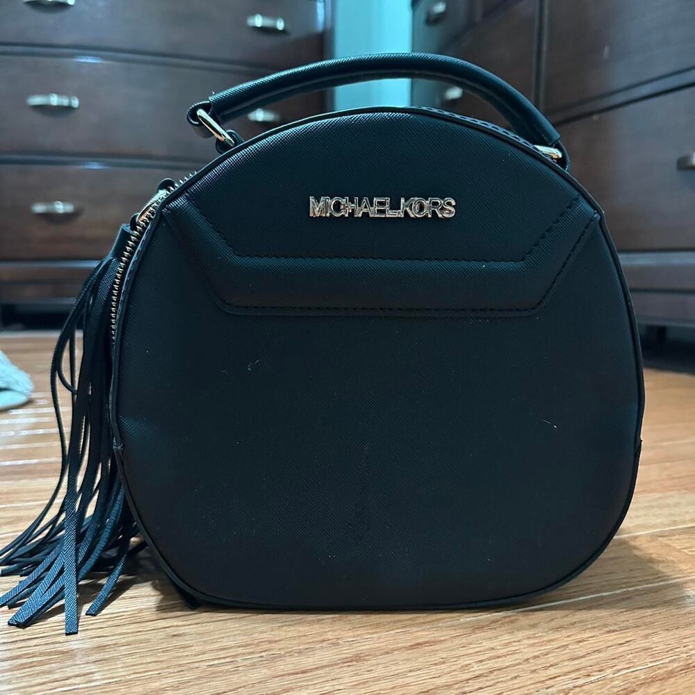 Black michael kors bubble bag